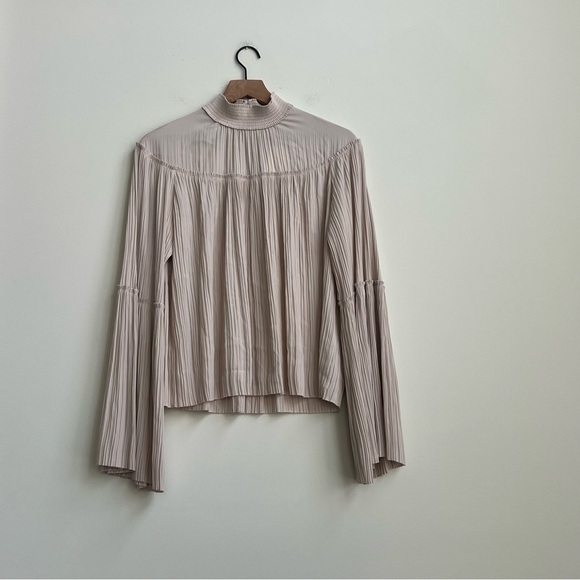 NWT A.L.C. Tessa Pleated Pullover Top Bell Sleeve Turtleneck Pink Tint Peasant - Picture 6 of 16